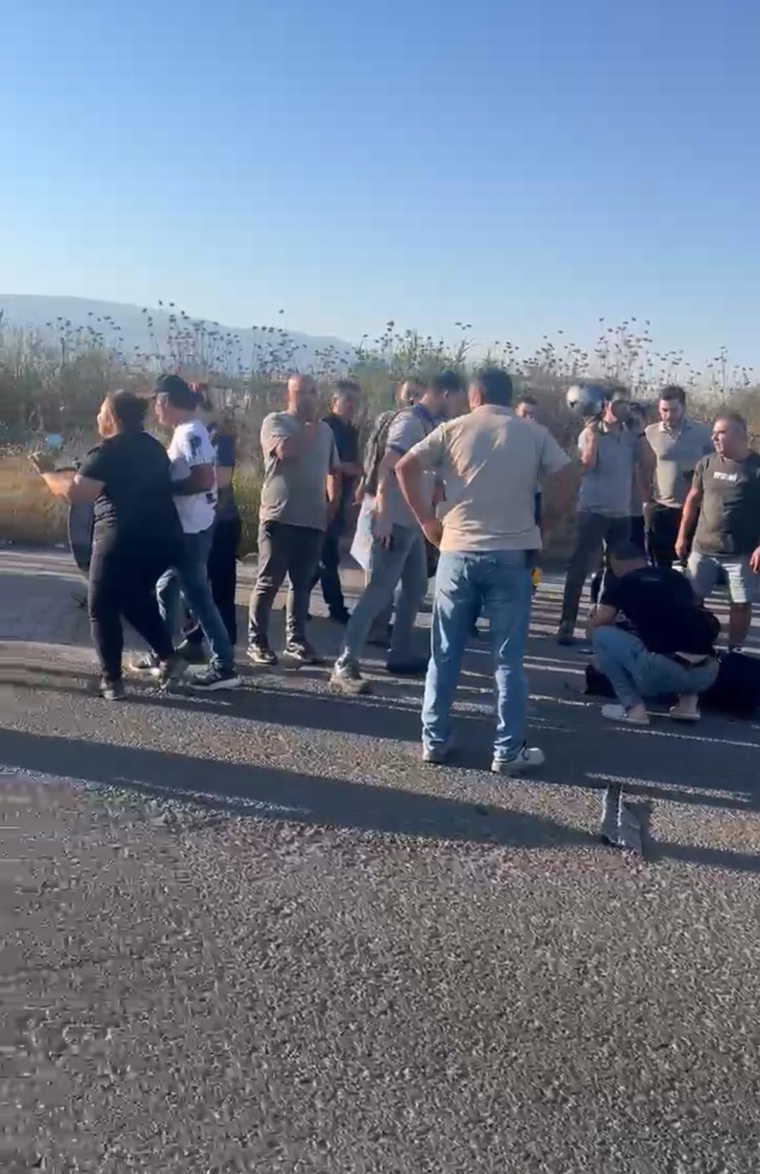Nazilli’de kaza: Motosikletli ağır yaralandı, kadın sürücü sinir krizi geçirdi