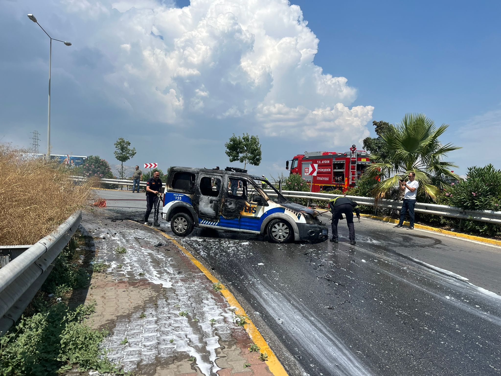 Adü Varyant polis aracı yangını