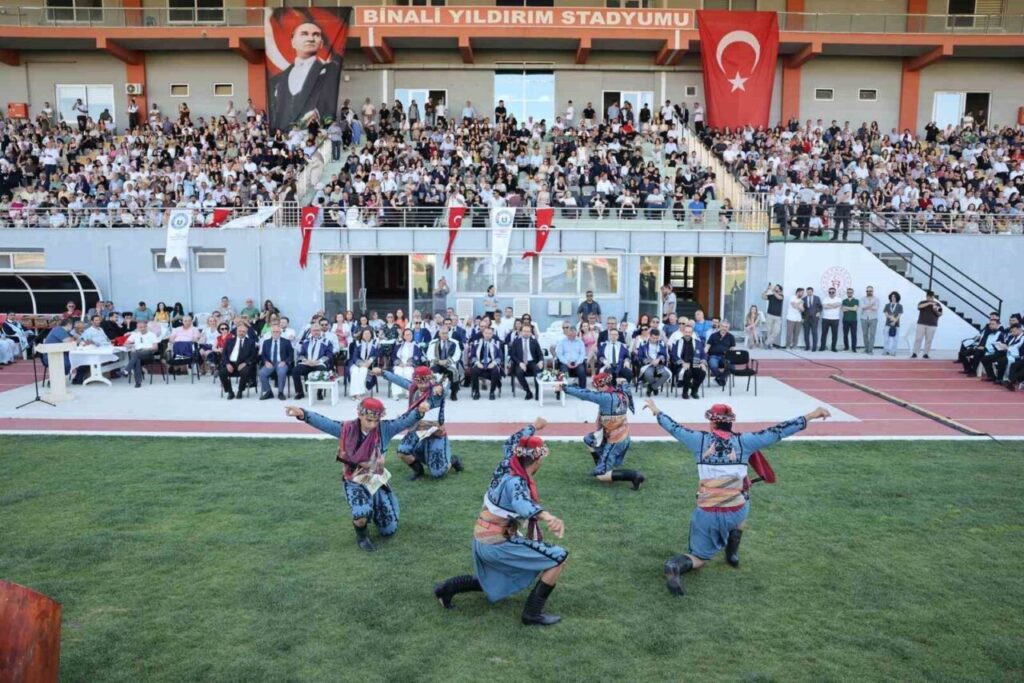 adu tip fakultesi 23 donem mezuniyet ve yemin toreni gerceklestirildi 83f33bf0f024