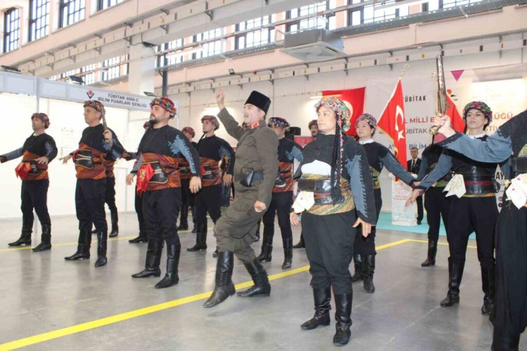 Aydın Bilim Fuarı Festivali törenle açıldı 7 aydin bilim fuari festivali torenle acildi a2d95cfccdb7