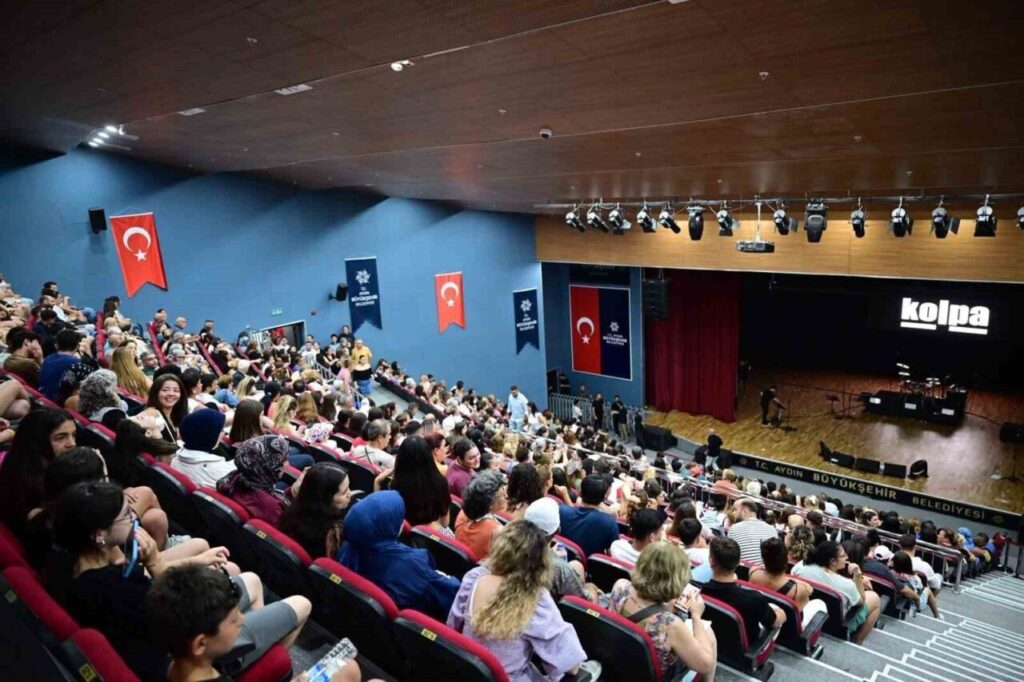 aydin buyuksehir belediyesinin konser heyecani didime tasindi b6b08c1da073