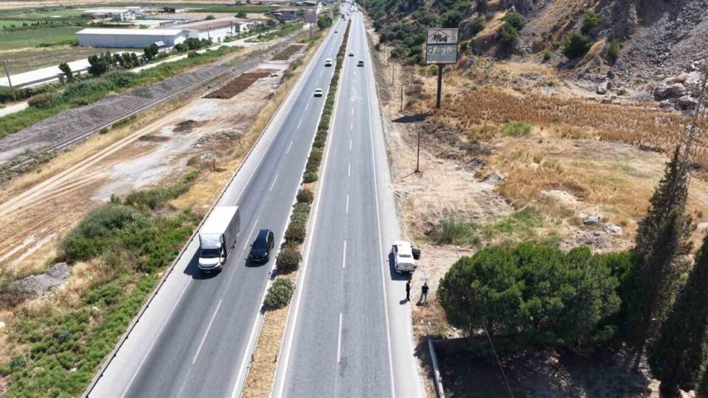 aydin orman isletmeden yanginlara karsi yol kenari temizligi 1089daa769b5