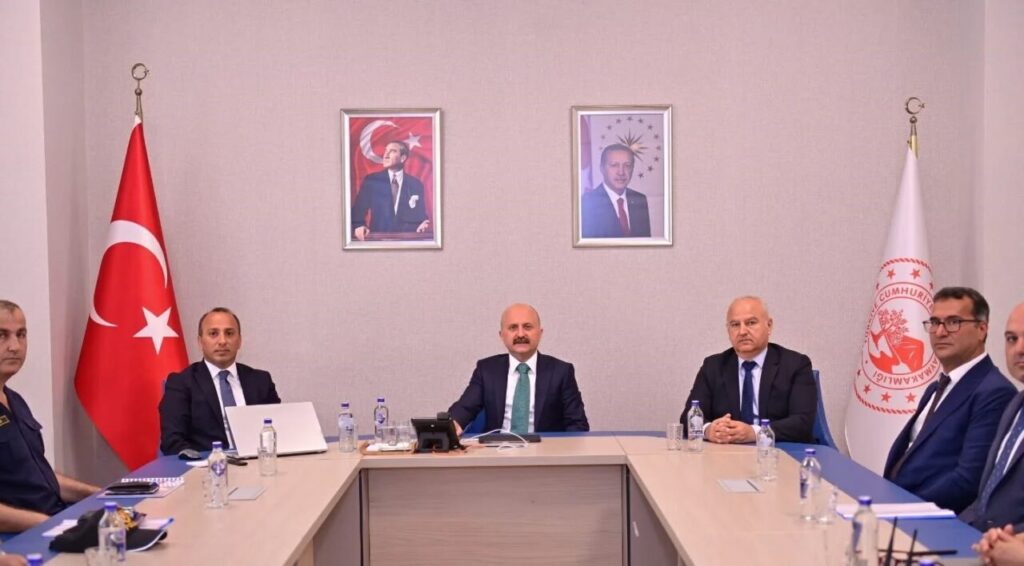 aydin valisi varol cinedeki toplantida projeleri degerlendirdi 8a66d024db2e