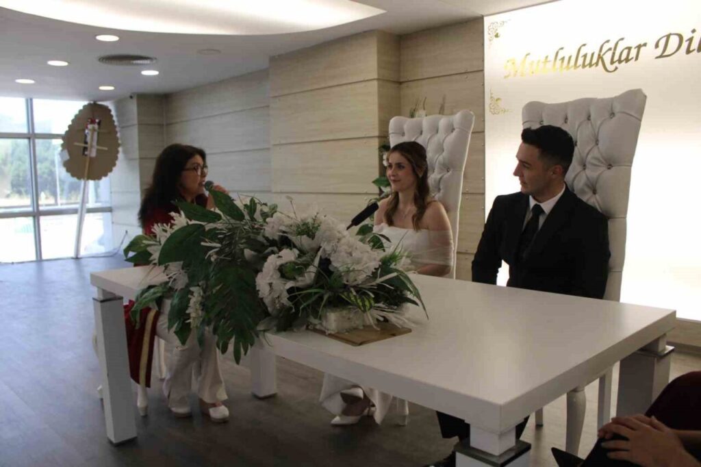 Aydın’da çiftler 06.06.2026 için yarıştı 4 aydinda ciftler 06062026 icin yaristi 06af0f3bad82