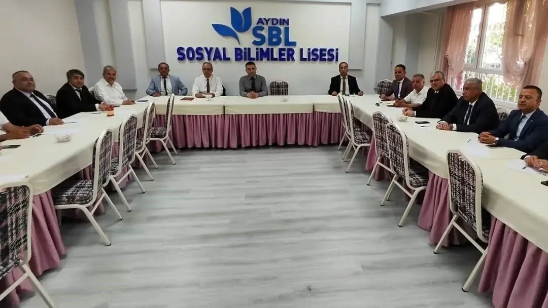 Aydın’da ilçe milli eğitim müdürleri bir araya geldi 1 aydinda ilce milli egitim mudurleri bir araya geldi ac20c2da8308