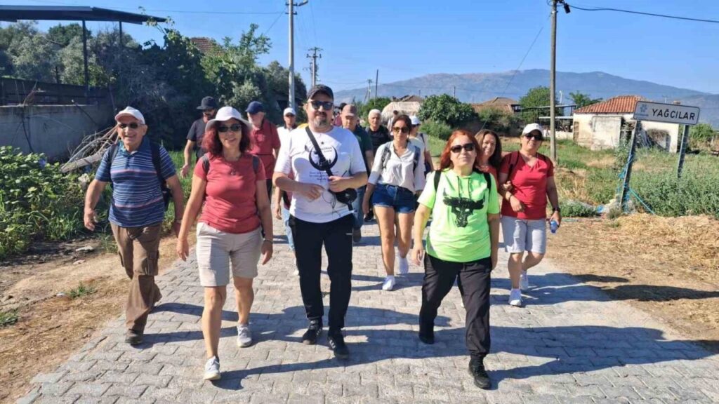 aydinda malgac baskininin yil donumunde anlamli yuruyus 0662ca5322e3