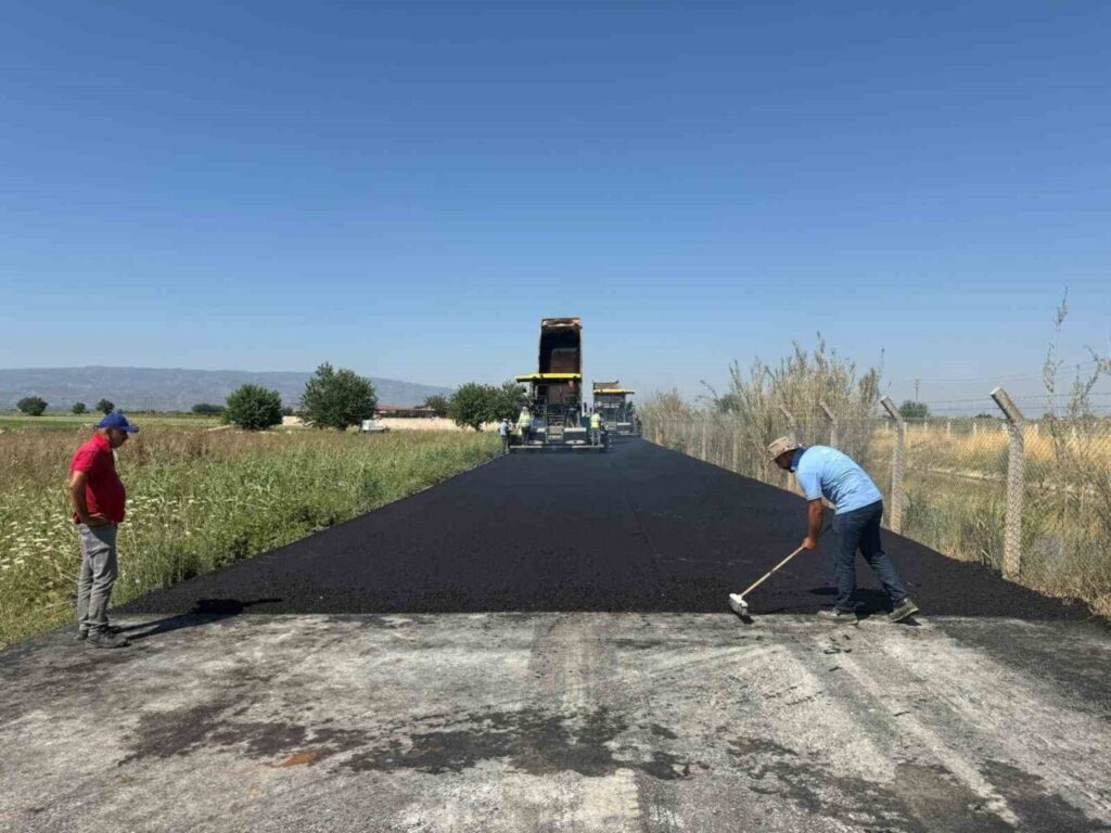 aydinin tum ilcelerinde es zamanli yol calismalari suruyor 3a476a4674c5