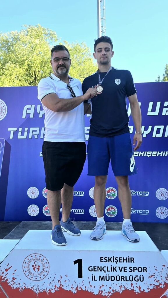 aydinli milli atlet turkiye sampiyonu oldu ece8b571fa3f