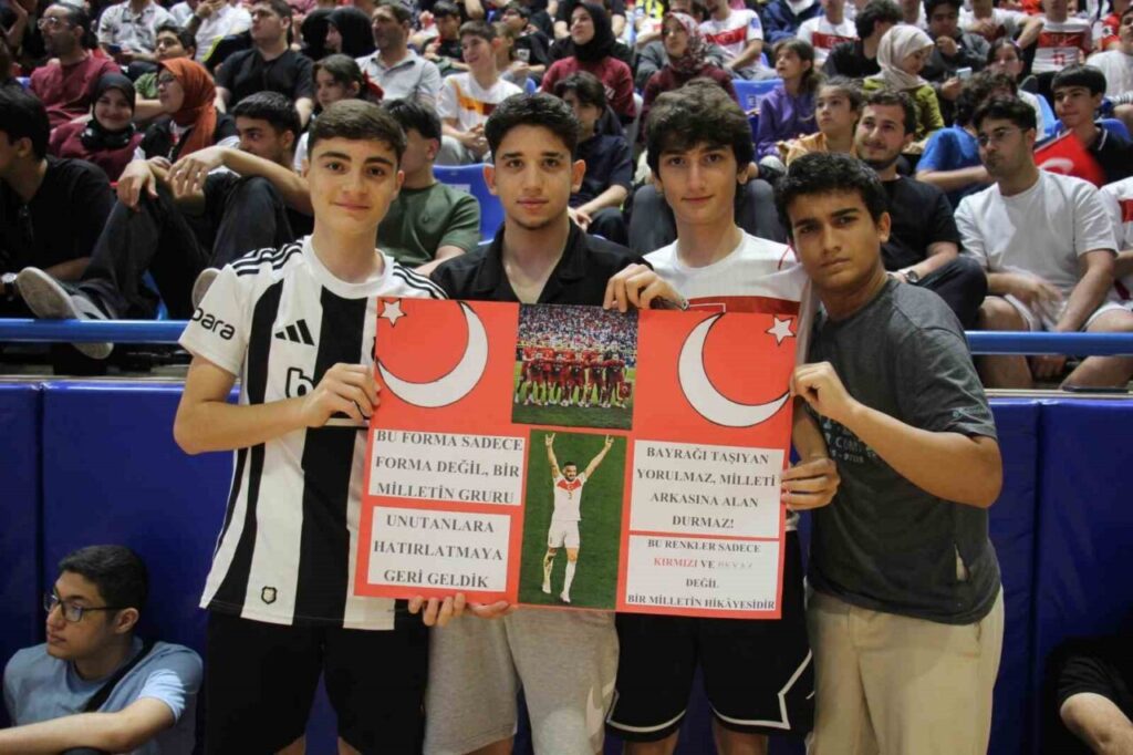 aydinlilar dunya kupasi macini birlikte izledi 516cd535e134