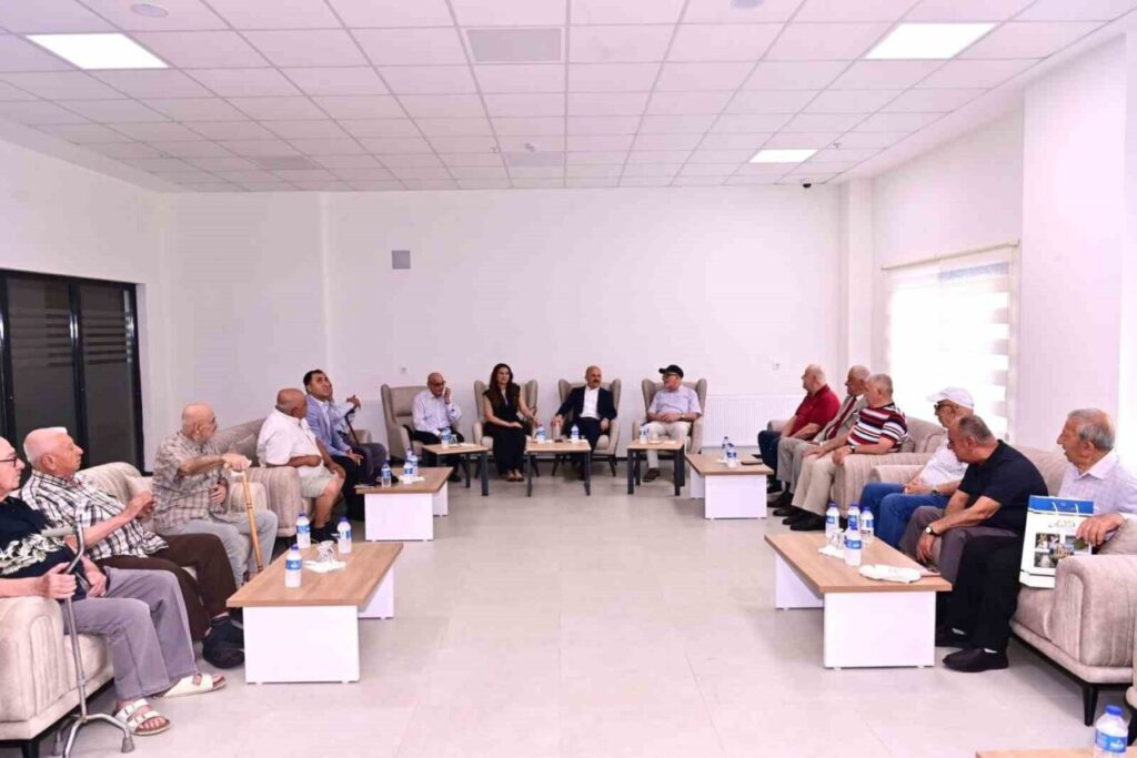 Babalar Günü’nde huzurevi sakinleri ve şehit babası unutulmadı 7 babalar gununde huzurevi sakinleri ve sehit babasi unutulmadi 436260f11b49
