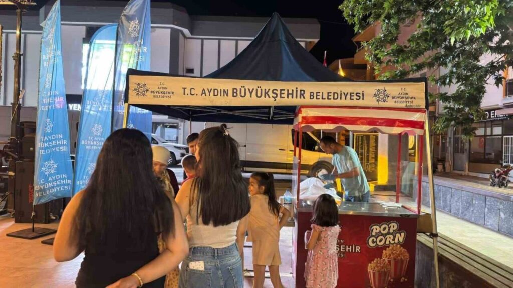 baskan cercioglu yenipazarlilari acik hava sinemasi ile bulusturdu 01dc346e296e