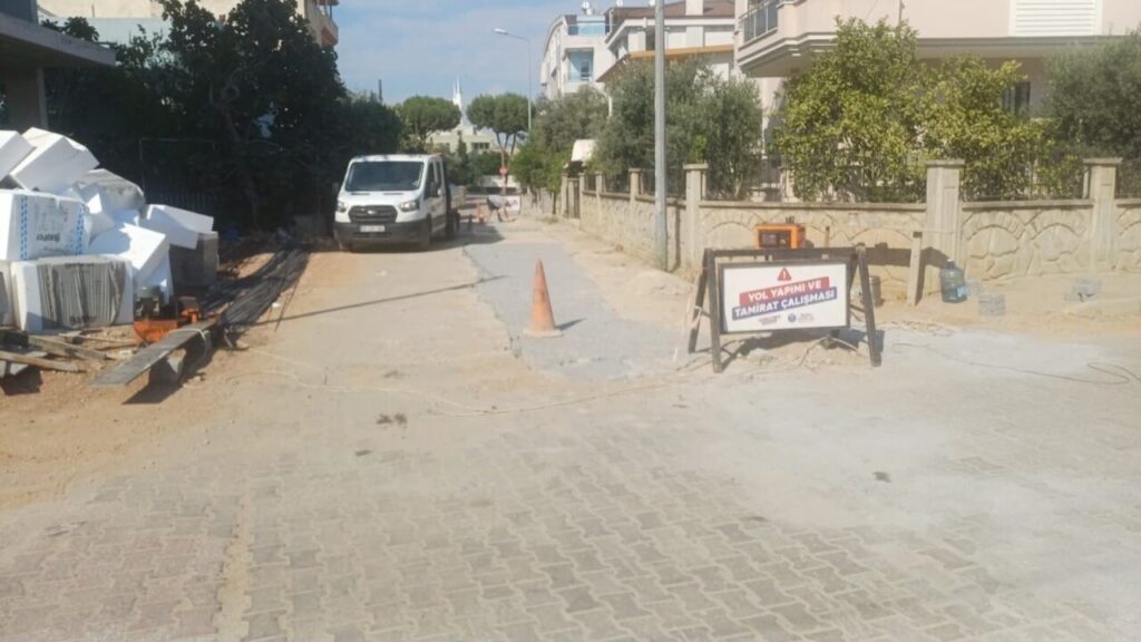 baskan gencay daha guvenli ve konforlu yollar icin calismalarimizi surduruyoruz fa5be7e60af3