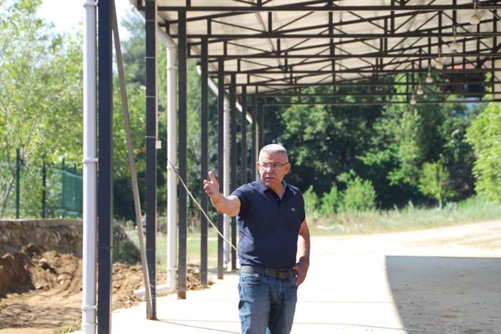 baskan guler kocak mahallesindeki calismalari inceledi 25cae61fcaf4
