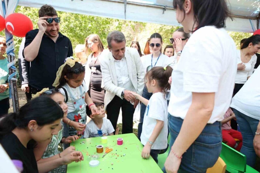 baskan yetiskinden cocuklara armagan 525828fe0911