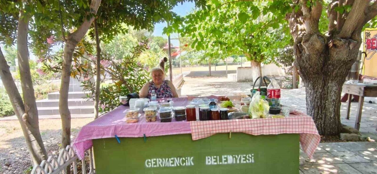 Başkan Zencirci: "Kadınlarımız için alternatif gelir kapısı oluşturduk" 1 baskan zencirci kadinlarimiz icin alternatif gelir kapisi olusturduk 4f3fe87f56db
