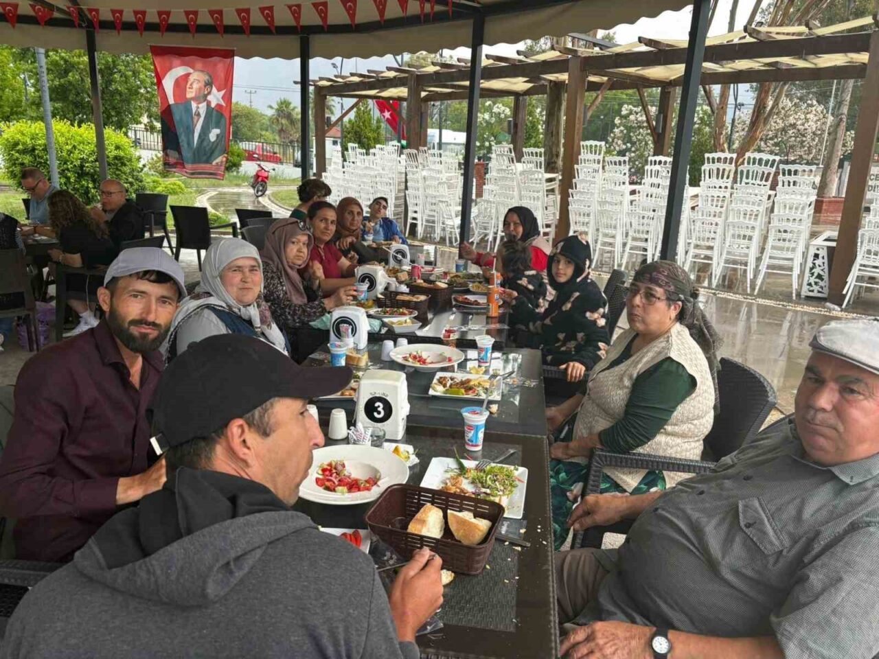 baskan zencirciden engelli bireylerin ailelerine moral gezisi 8c8ac83ae1a6