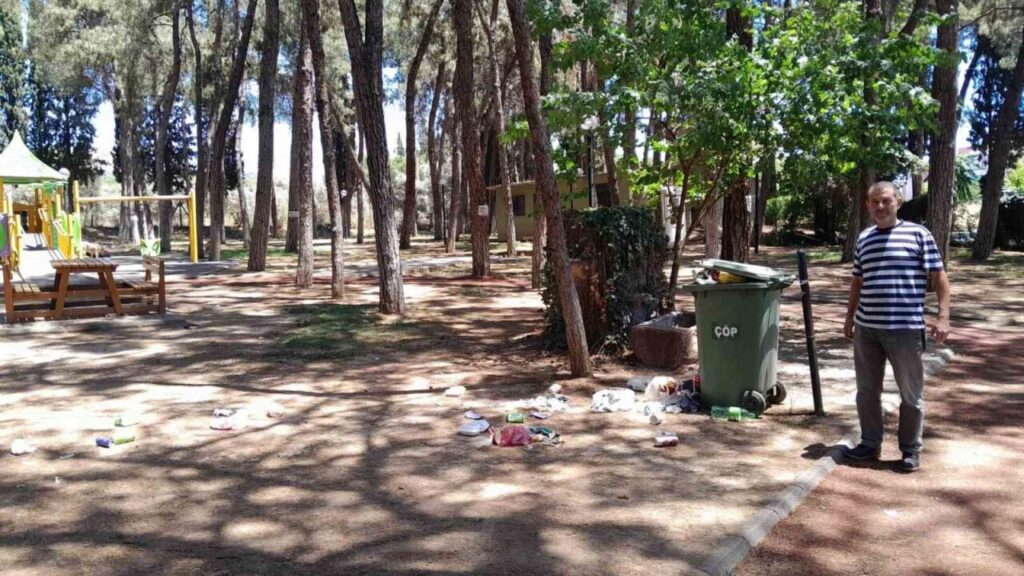 bu park bir gecede bu hale geldi 4437b2fe6a23