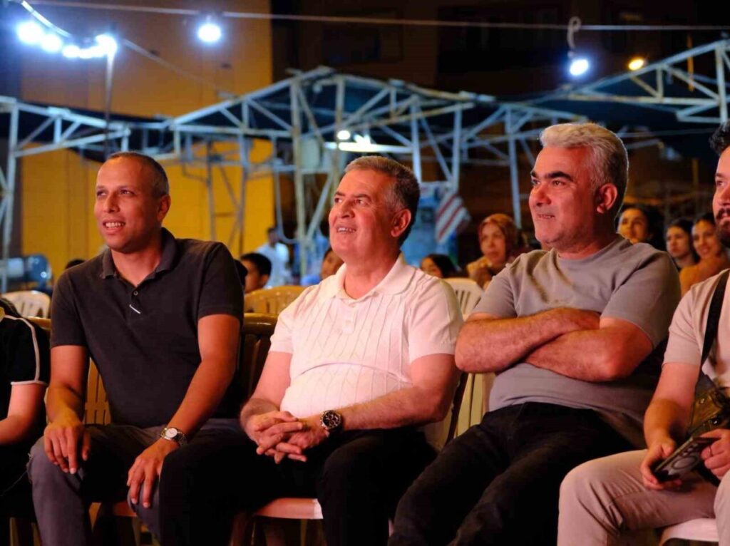 buharkentliler acik hava sinemasinda bulustu c8c8d6279f11