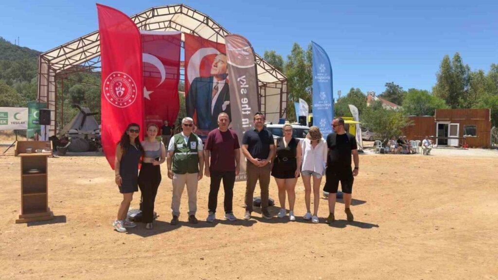didimde gokyuzu rengarenk oldu havacilik festivali yogun ilgi gordu 68eb8a8c14c8