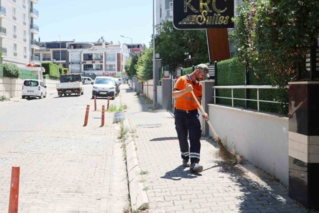 efeler belediyesi temizlik isleri mudurlugu calismalarini surduruyor 530e515bc17c