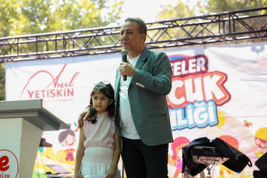 Efeler’in minikleri Çocuk Şenliği’nde bir araya geldi 7 efelerin minikleri cocuk senliginde bir araya geldi d90872004996