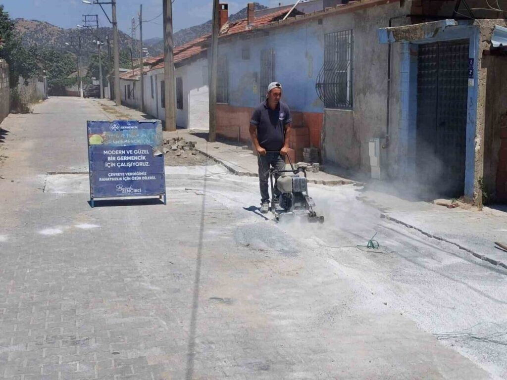germencikte yol ve cevre duzenleme calismalari suruyor 1c5c92d699ca