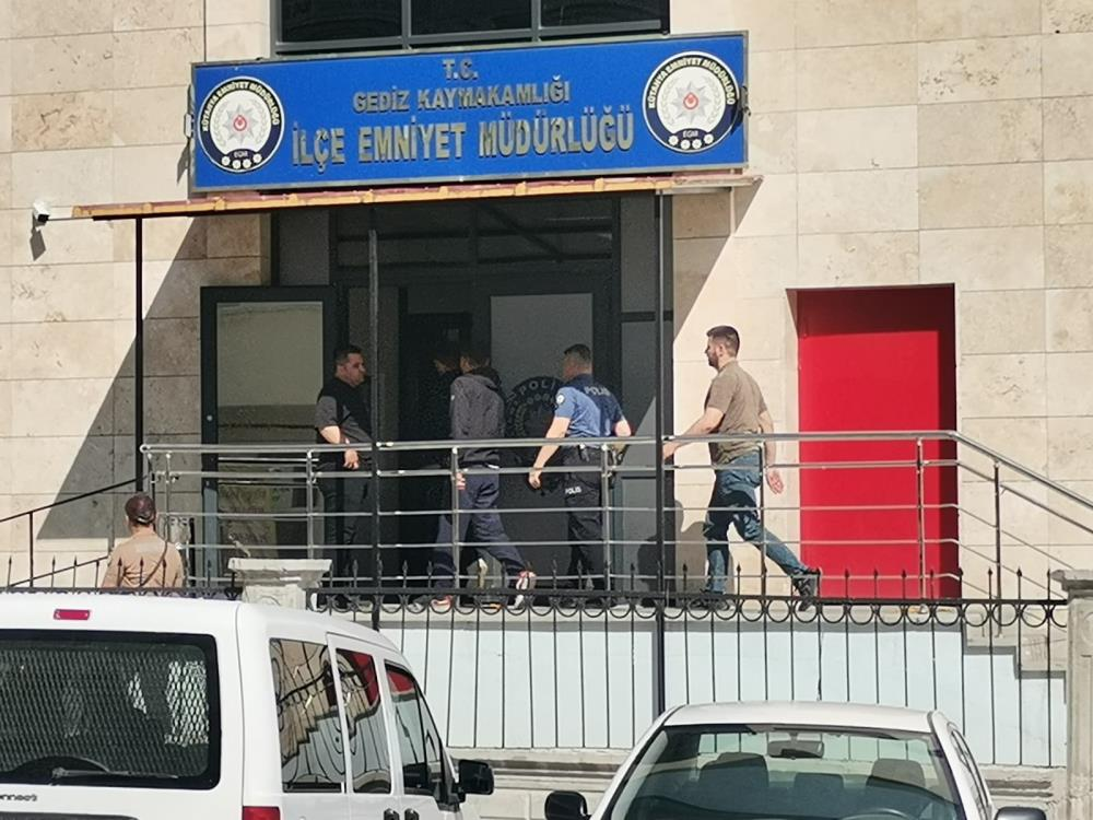 Kız çocuğuna cinsel istismar: 6 tutuklama 6 Kız çocuğuna cinsel istismar: 6 tutuklama