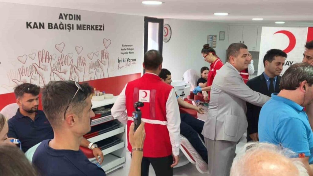 kizilay kan bagis merkezleri gunde ortalama 9 bin kan bagisi aliyor 769cd89519bf