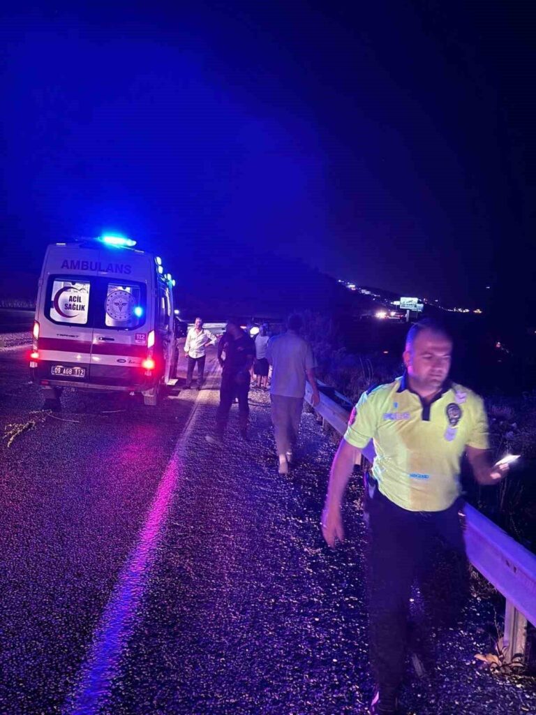 kusadasinda motosiklet kazasi 1i agir 2 yarali 4f614d90d506