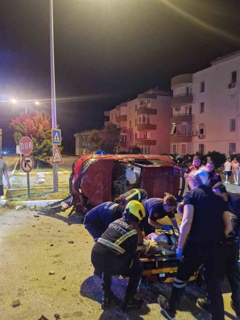 kusadasinda takla atan otomobilin surucusu yaralandi 07b1d50aca6b
