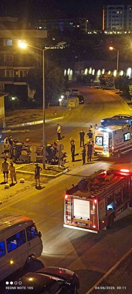 kusadasinda takla atan otomobilin surucusu yaralandi 2cc7a2e92a99