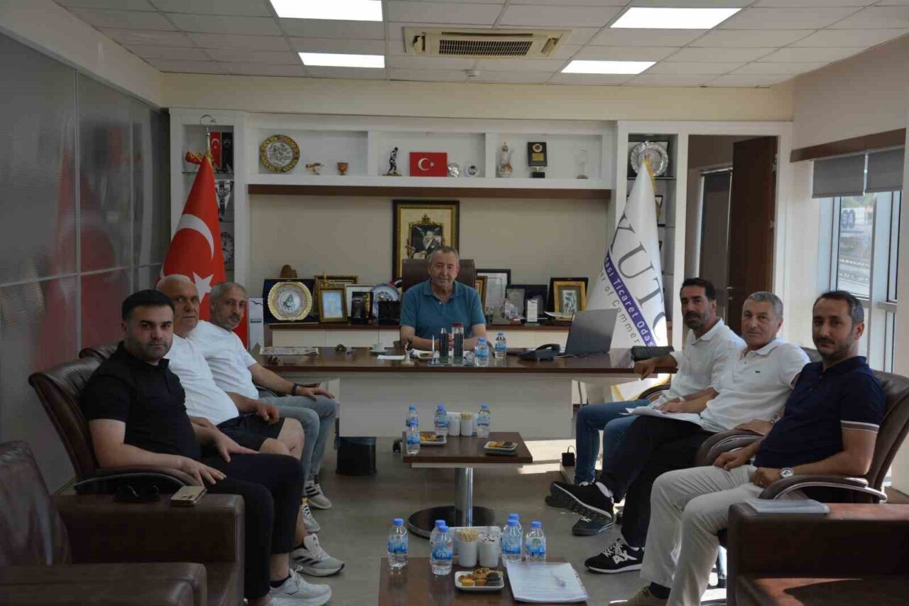 KUTO Yönetim Kurulu Başkanı Akdoğan: “Kuşadası turizminin kazancı tüm kente yayılmalı”