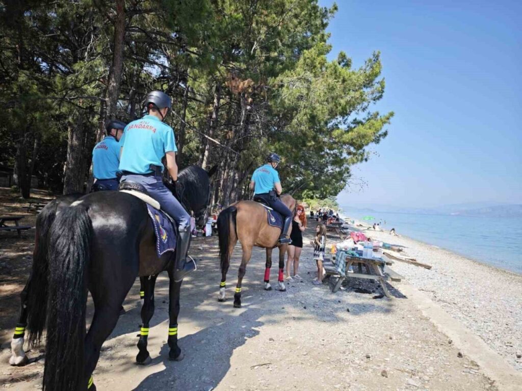 milli parkta atli jandarma timi goreve basladi 06b55e8c5994