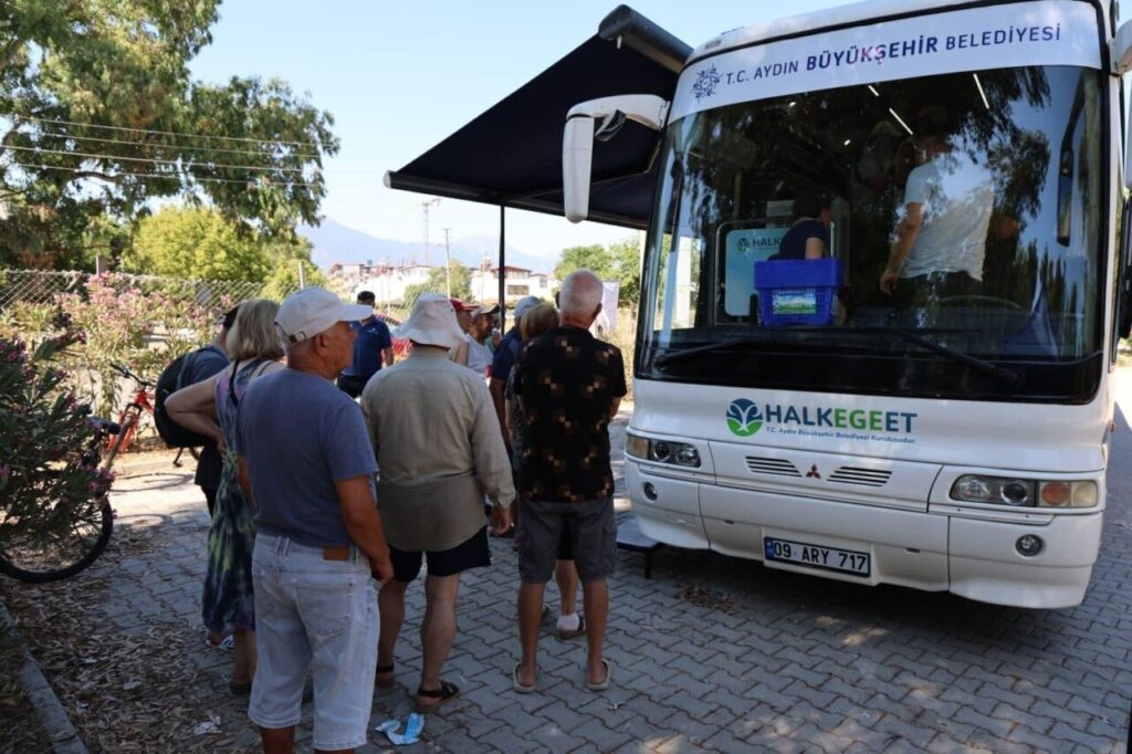 mobil halk ege et davutlarda vatandaslardan yogun ilgi gordu b6ab9fc899ef