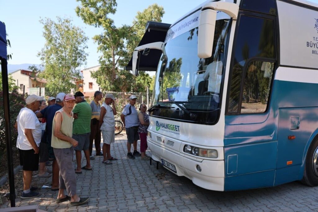 mobil halk ege et davutlarda vatandaslardan yogun ilgi gordu c893c98a50ca
