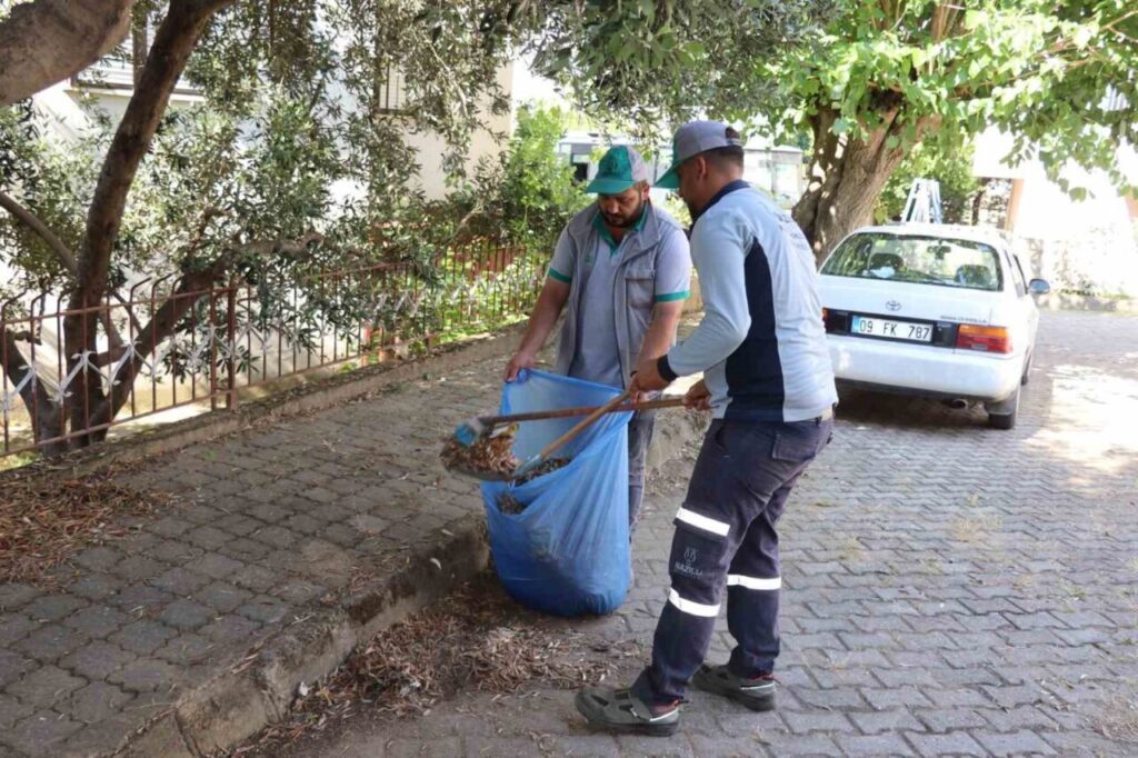 nazilli belediyesi temizlik calismalarina devam ediyor 8b9380fa7f18