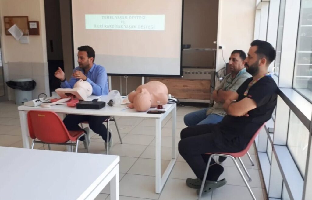 nazilli devlet hastanesinden kuyucak ilce devlet hastanesine hizmet ici egitim destegi 2f34607a7360