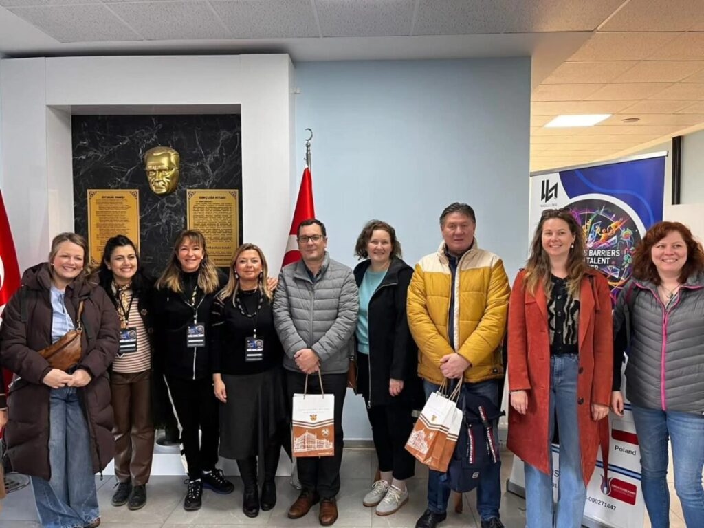 nazilli lisesi erasmus projesini basariyla tamamladi 0f880f710e2b