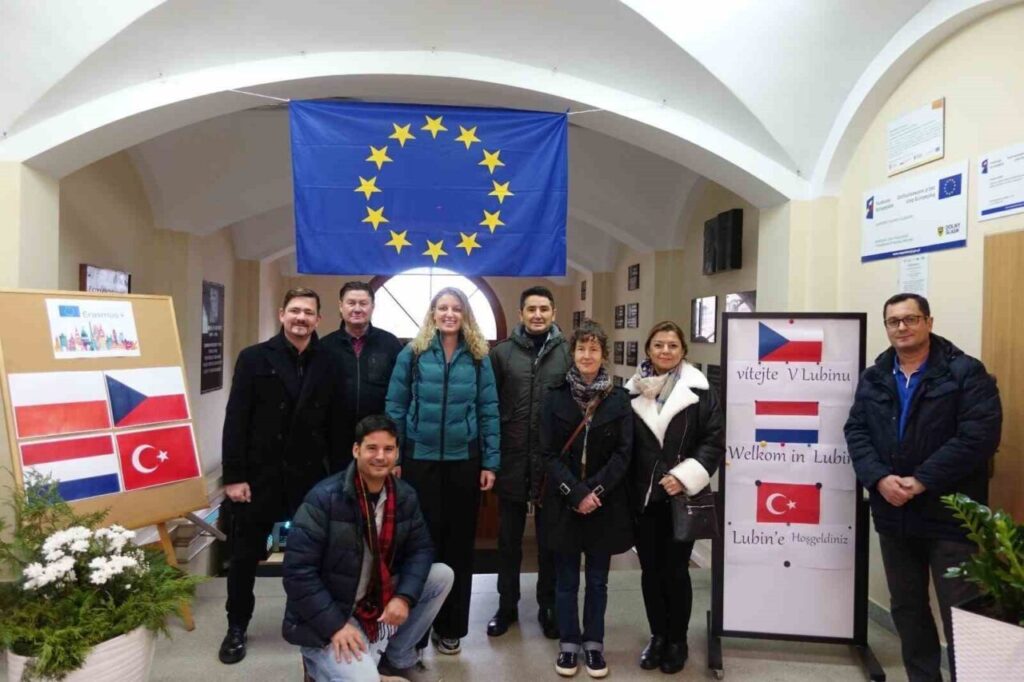 nazilli lisesi erasmus projesini basariyla tamamladi 29d0381275ca