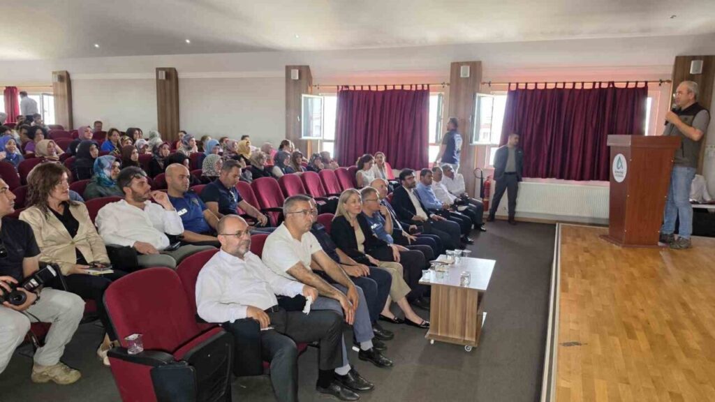 Nazilli’de siber güvenlik bilgilendirme semineri düzenlendi 3 nazillide siber guvenlik bilgilendirme semineri duzenlendi 7f2c52fc0431
