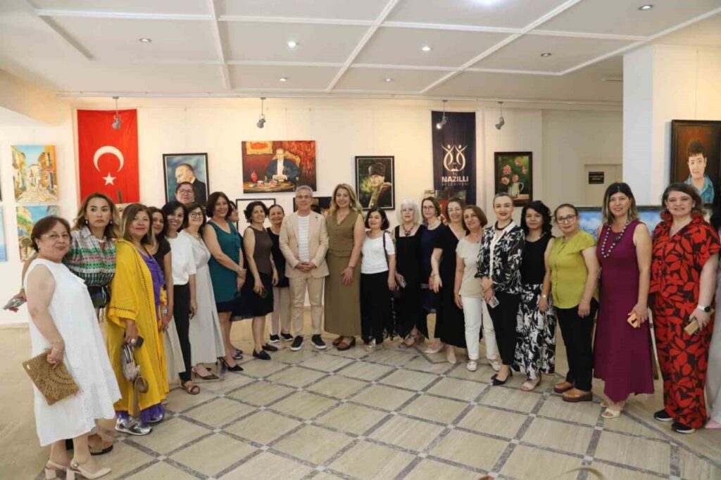 nazillide yagli boya resim sergisi acildi 9318f17a9377