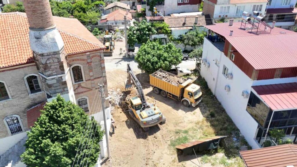 nazillide yol yenileme calismalari suruyor cc986e3582e0