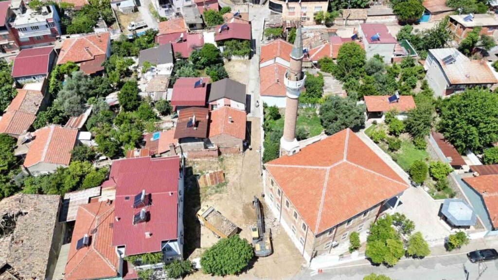 nazillide yol yenileme calismalari suruyor d9073a978c7d