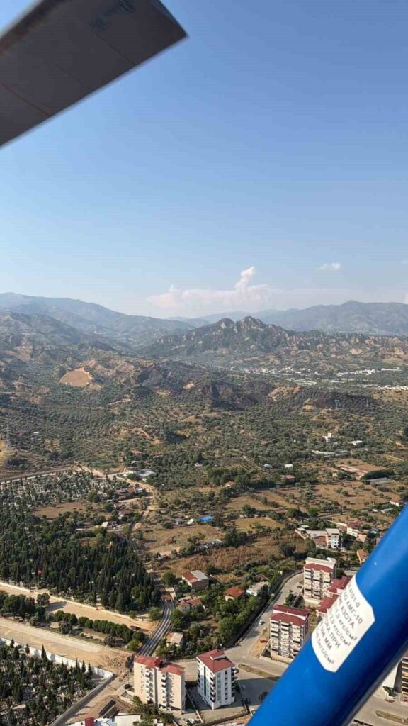 nazillideki zirai alan yangini kontrol altina alindi dda46eae9e57