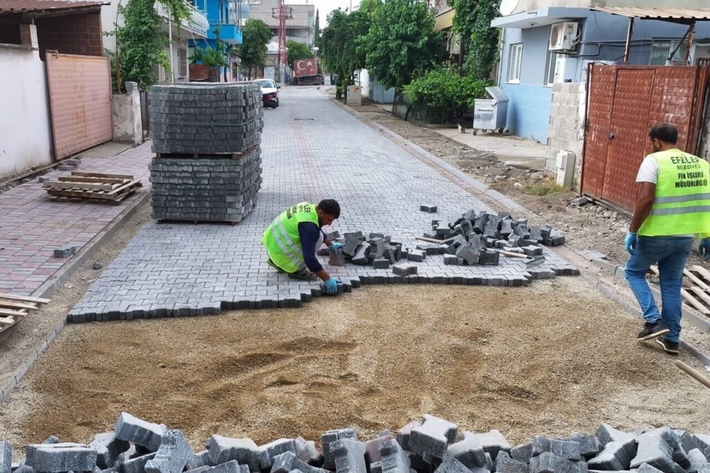 umurluda mehmet akif caddesi yenileniyor 764270ec018b