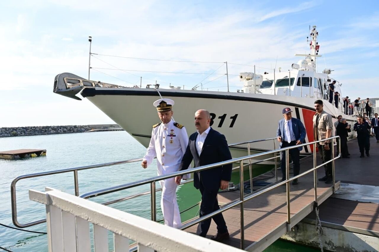 Vali Varol, Kuşadası’nda deniz güvenliği faaliyetlerini inceledi 6 Vali Varol, Kuşadası’nda deniz güvenliği faaliyetlerini inceledi