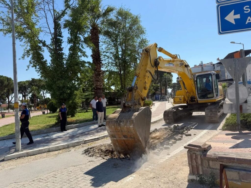 yenipazar yollarinda sicak asfalt calismasi basladi a6af8b590b1b