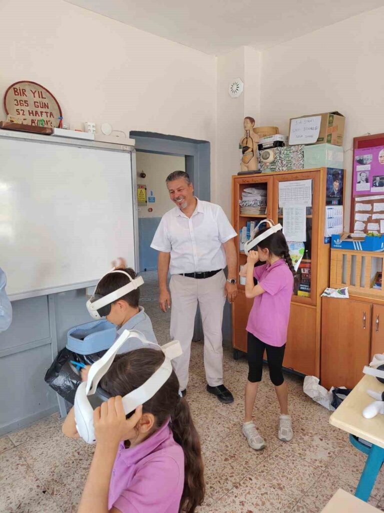 Yenipazar’da eğitimde teknoloji hamlesi 3 yenipazarda egitimde teknoloji hamlesi b945f2ec15b8