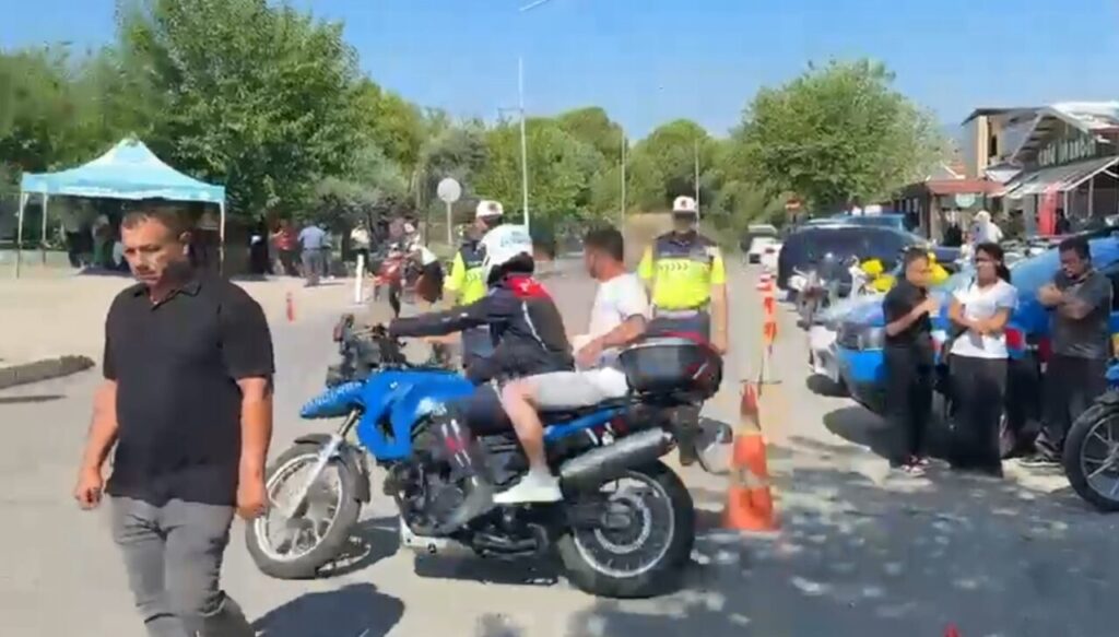 yksye yetisemeyen ogrencinin imdadina jandarma yetisti 52dba46658d4