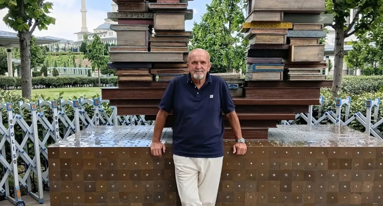 Kuşadası’nda boğularak hayatını kaybetmişti: Mahmut Öz’ün adı turnuvaya verilecek